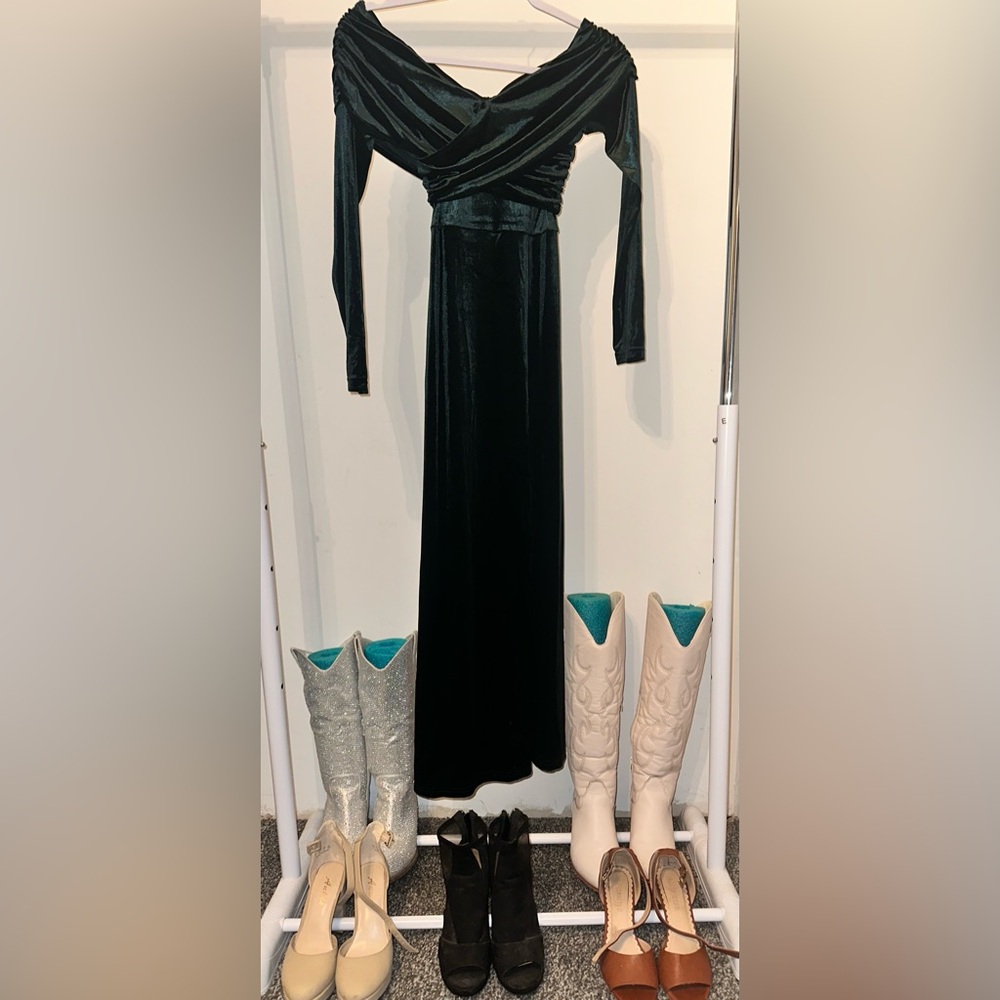 Elegant Green Velvet Gown